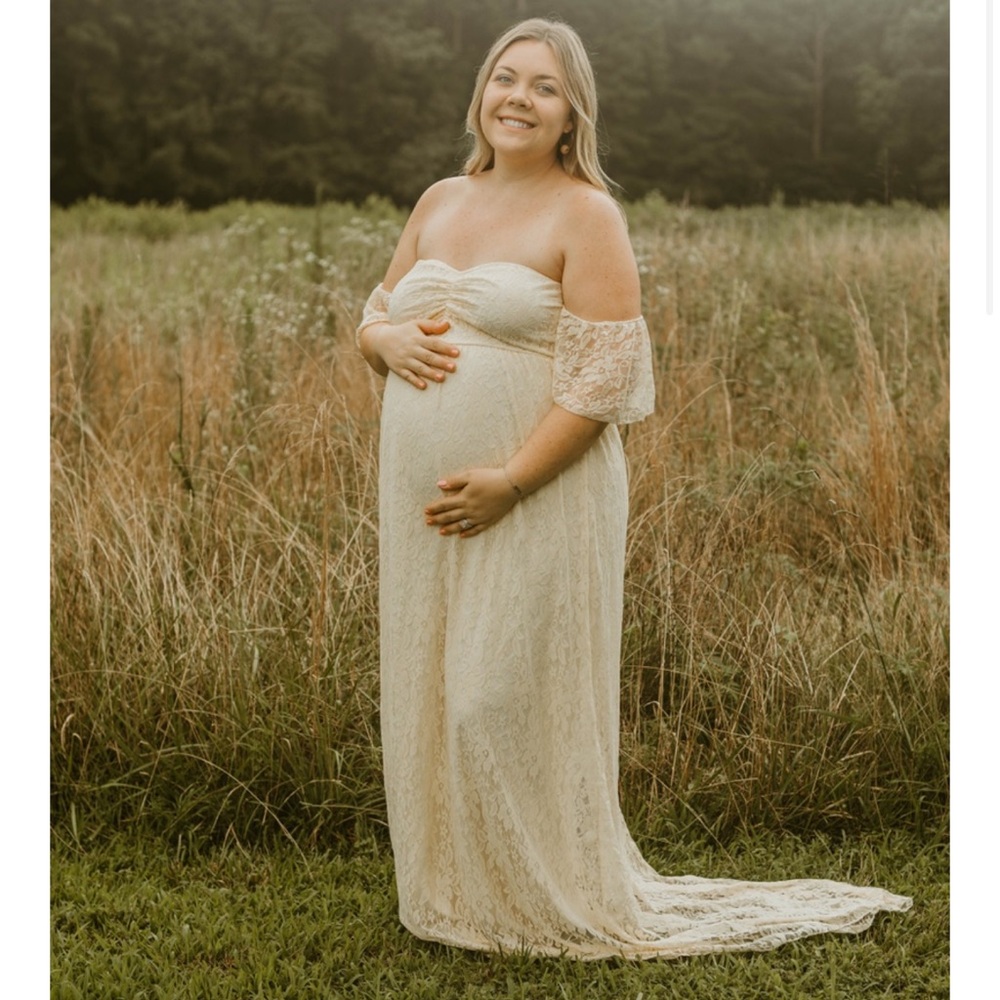 Elegant Lace Off-Shoulder Maternity Gown